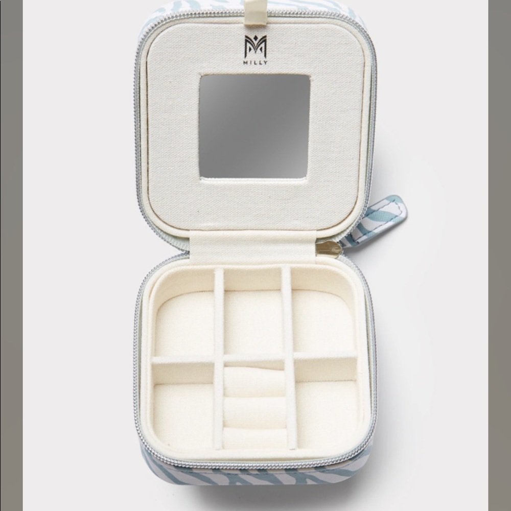 NWT Milly Travelling Jewellery Case
